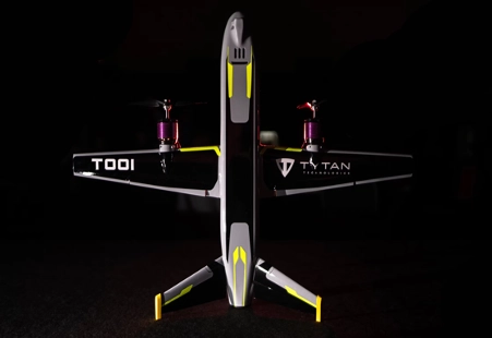 Drone interceptor da TYTAN utilizado para operações militares, com destaque para a tecnologia de interceptação.