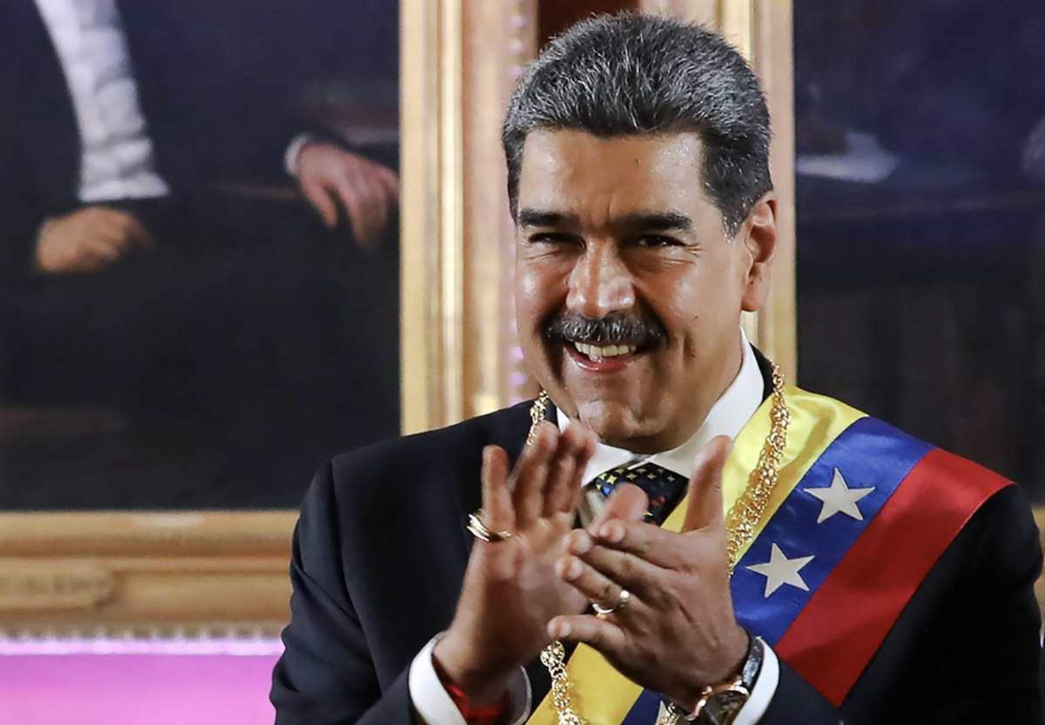 Nicolás Maduro, presidente da Venezuela, discursando em evento oficial, anunciando reforma constitucional