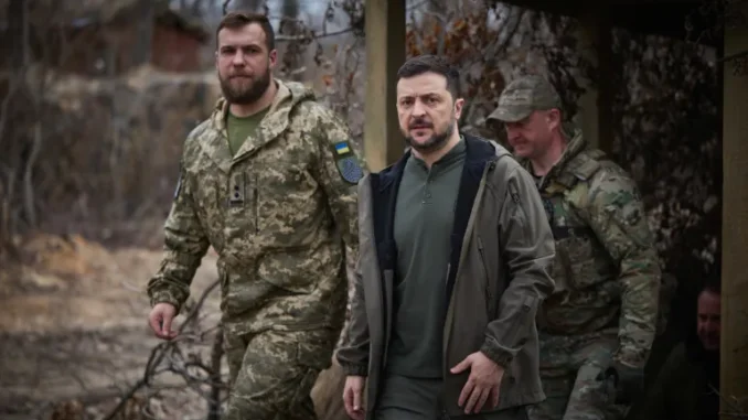 2025-03-22T125338Z_1684332898_RC27IDALRT6R_RTRMADP_3_UKRAINE-CRISIS-ZELENSKIY-1742899975 O presidente da Ucrânia, Volodymyr Zelenskyy, afirmou que o ataque mortal a sua cidade natal demonstra que a Rússia não deseja um cessar-fogo. Foto: Serviço de Imprensa Presidencial da Ucrânia/Divulgação via Reuters (Arquivo)