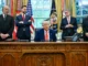 Presidente Donald Trump anuncia novo acordo comercial com o Reino Unido durante coletiva de imprensa.
