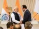 Primeiro-ministro Narendra Modi cumprimenta o presidente cipriota Nikos Christodoulides no Palácio Presidencial em Nicósia, Chipre, em 16 de junho de 2025.