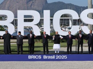 Líderes da cúpula dos BRICS no Rio de Janeiro, 6–7 de julho de 2025, durante sessão plenária sobre reforma da governança global.