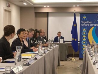 Líderes da UE e Ucrânia reunidos em conferência em Roma.