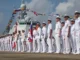 Militares da Rússia e da China durante exercícios navais conjuntos em Zhanjiang, China, 2024.