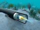 Cabo submarino sendo instalado no fundo do oceano, simbolizando a infraestrutura digital que conecta a África a outras regiões do mundo.