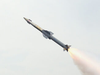 QRSAM, sistema de mísseis de curto alcance, parte do Sistema Integrado de Defesa Aérea da Índia (IADWS).