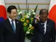 Presidente sul-coreano Lee Jae Myung e primeiro-ministro japonês Shigeru Ishiba juntos durante reunião em Tóquio em 23 de agosto de 2025.