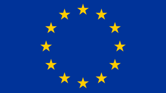Soberania Digital da União Europeia Bandeira da União Europeia representando a busca por soberania digital.