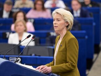Ursula von der Leyen discursa no Parlamento Europeu durante o State of the Union 2025.