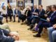 Sébastien Lecornu participa de reunião com equipe e profissionais de saúde em Mâcon, Saône-et-Loire, discutindo expansão do programa France Santé.