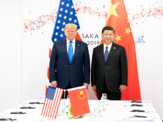 Donald Trump e Xi Jinping em reunião bilateral durante o G20 de Osaka, Japão, 2019.